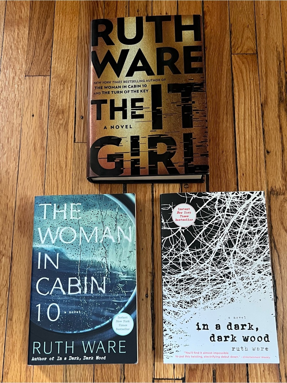 Ruth Ware Book Set: The It Girl / The Woman in Cabin 10 / In a Dark, Dark Wood